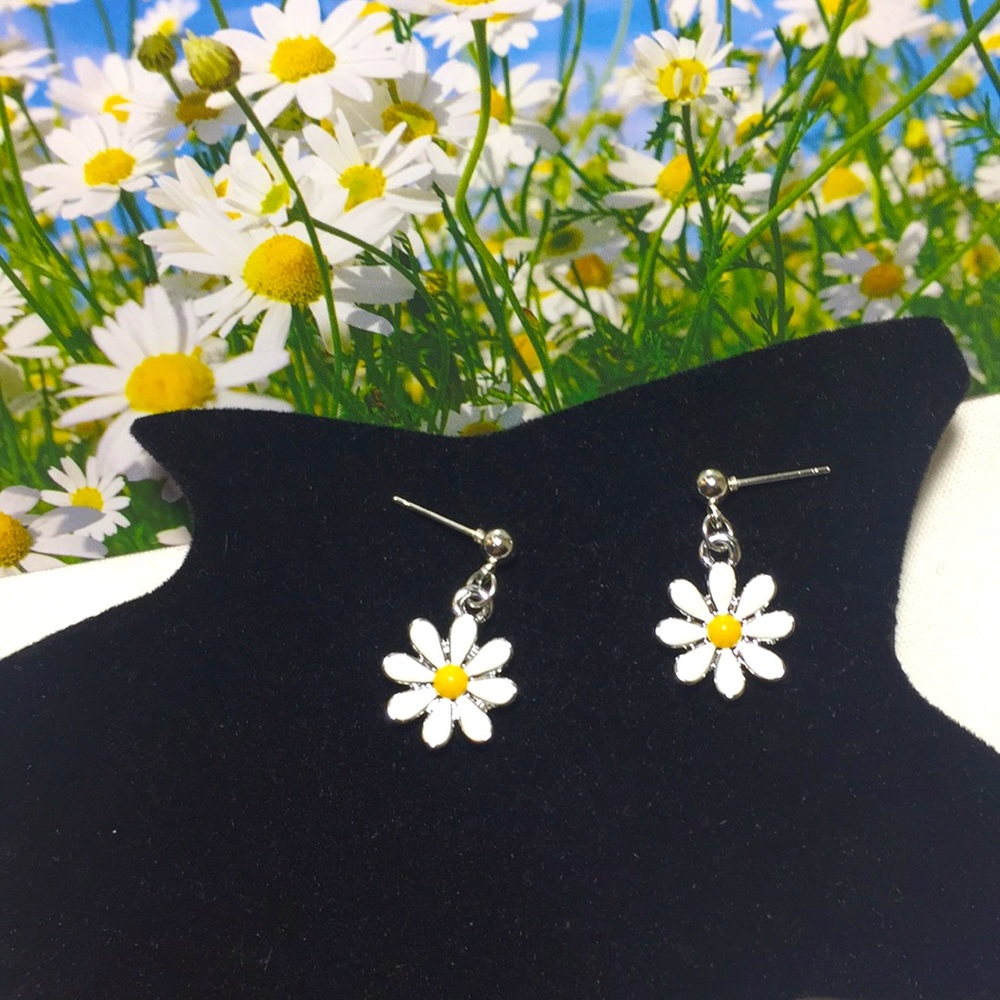 🍏50% OFF/3+...Daisy Stud Earrings (White)